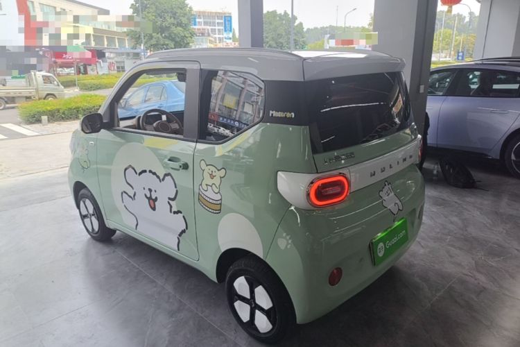 Used Wuling Hongguang MINIEV 2024 3rd Generation 215km Advanced Version Rear Left 45 Deg