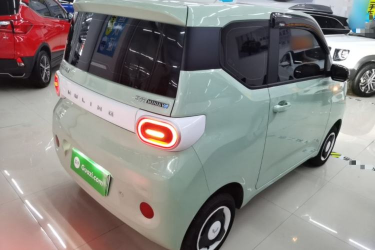 Used Wuling Hongguang MINIEV 2024 3rd Generation 215km Youth Edition Rear Right 45 Deg