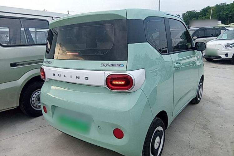 Used Wuling Hongguang MINIEV 2024 3rd Generation 215km Youth Edition Rear Right 45 Deg