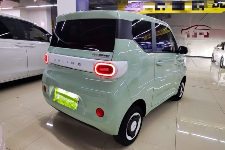 Used Wuling Hongguang MINIEV 2024 3rd Generation 215km Youth Edition Rear Right 45 Deg