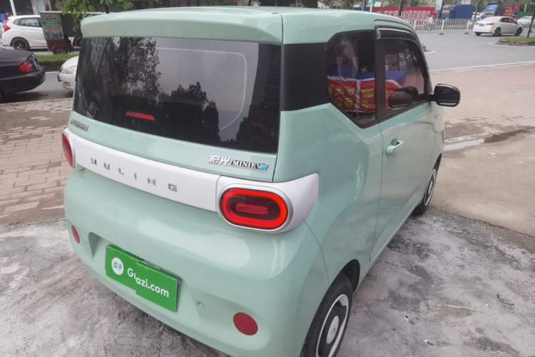Used Wuling Hongguang MINIEV 2024 3rd Generation 215km Youth Edition Rear Right 45 Deg