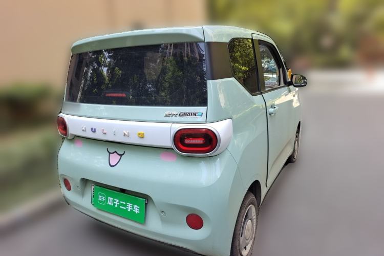 Used Wuling Hongguang MINIEV 2024 3rd Generation 215km Youth Edition Rear Right 45 Deg