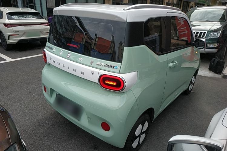 Used Wuling Hongguang MINIEV 2024 3rd Generation 215km Advanced Version Rear Right 45 Deg