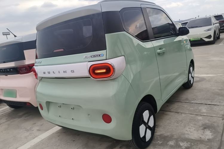 Used Wuling Hongguang MINIEV 2024 3rd Generation 215km Advanced Version Rear Right 45 Deg