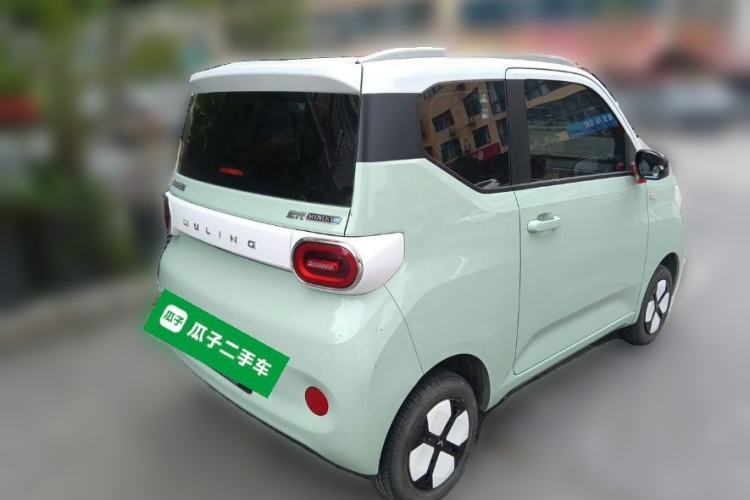 Used Wuling Hongguang MINIEV 2024 3rd Generation 215km Advanced Version Rear Right 45 Deg