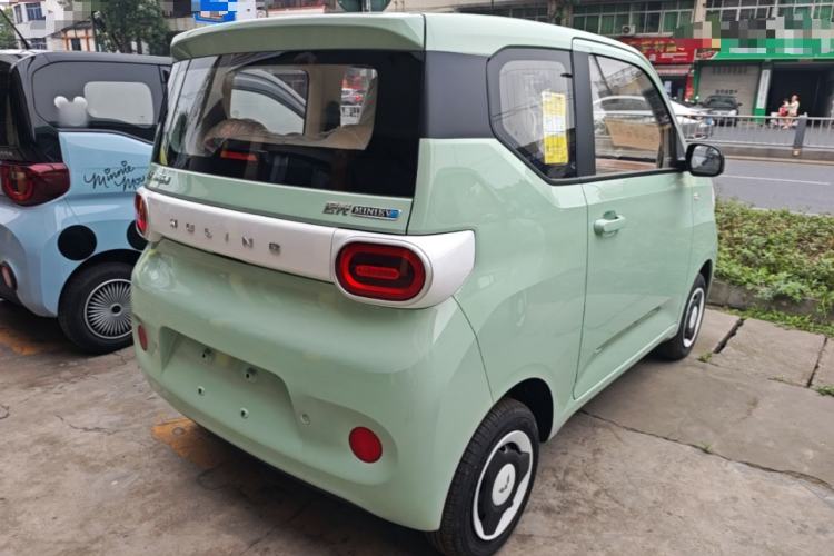 Used Wuling Hongguang MINIEV 2024 3rd Generation 215km Youth Edition Rear Right 45 Deg