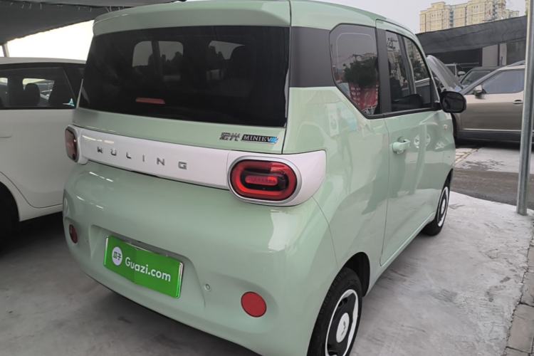 Used Wuling Hongguang MINIEV 2024 3rd Generation 215km Youth Edition Rear Right 45 Deg