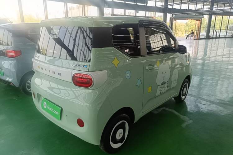 Used Wuling Hongguang MINIEV 2024 3rd Generation 215km Youth Edition Rear Right 45 Deg
