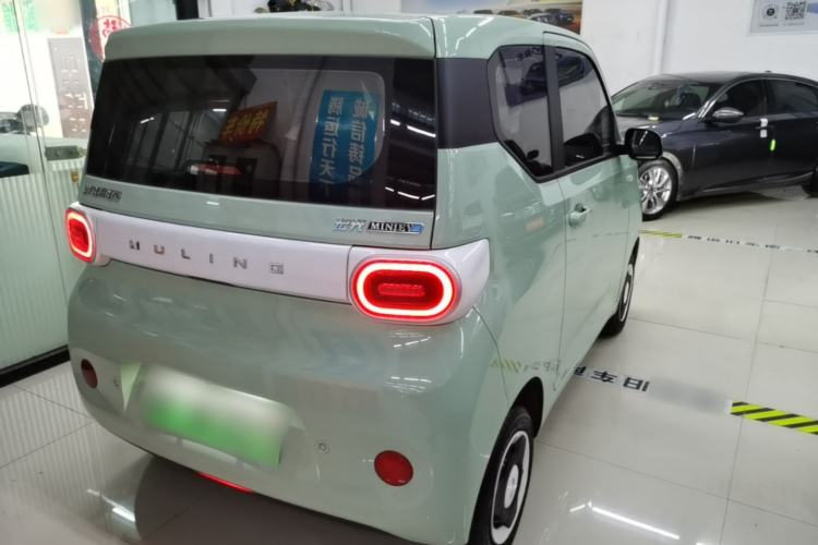 Used Wuling Hongguang MINIEV 2024 3rd Generation 215km Youth Edition Rear Right 45 Deg