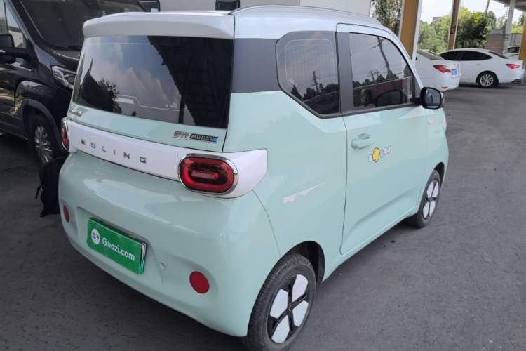 Used Wuling Hongguang MINIEV 2024 3rd Generation 215km Advanced Version Rear Right 45 Deg