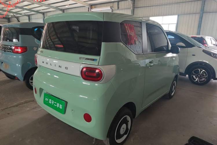 Used Wuling Hongguang MINIEV 2024 3rd Generation 215km Youth Edition Rear Right 45 Deg