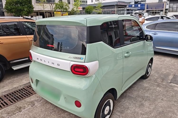 Used Wuling Hongguang MINIEV 2024 3rd Generation 215km Youth Edition Rear Right 45 Deg
