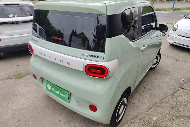 Used Wuling Hongguang MINIEV 2024 3rd Generation 215km Youth Edition Rear Right 45 Deg