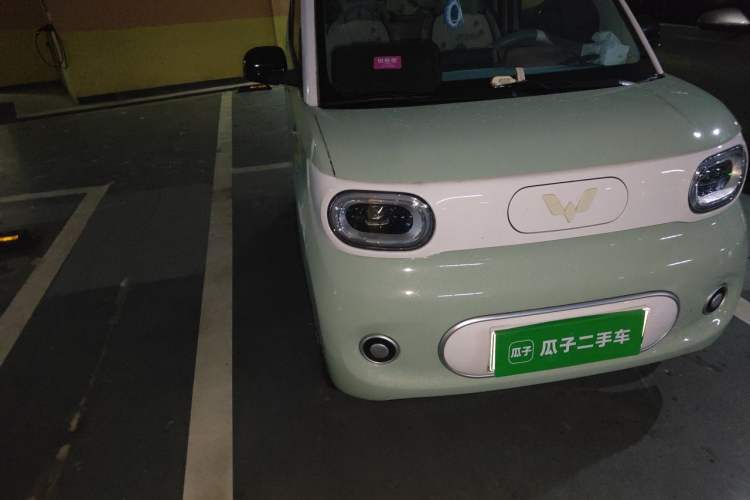 Used Wuling Hongguang MINIEV 2024 3rd Generation 215km Youth Edition Right Front Headlight