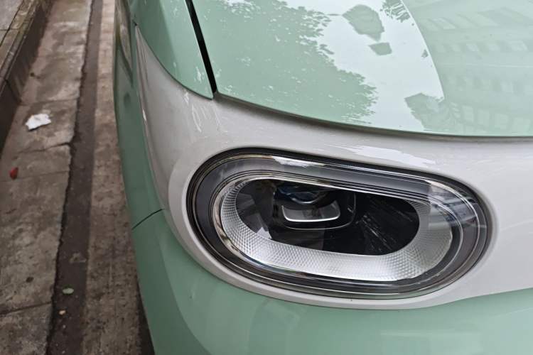 Used Wuling Hongguang MINIEV 2024 3rd Generation 215km Youth Edition Right Front Headlight