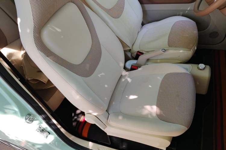 Used Wuling Hongguang MINIEV 2024 3rd Generation 215km Youth Edition Right Front Seat