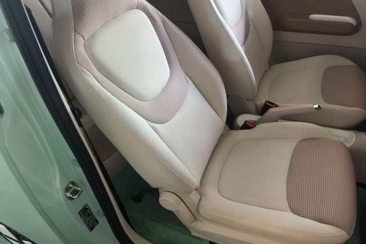 Used Wuling Hongguang MINIEV 2024 3rd Generation 215km Advanced Version Right Front Seat