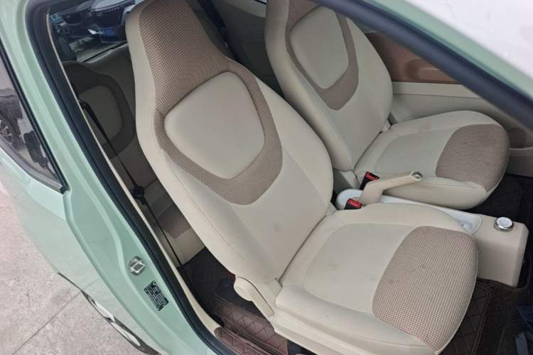 Used Wuling Hongguang MINIEV 2024 3rd Generation 215km Advanced Version Right Front Seat
