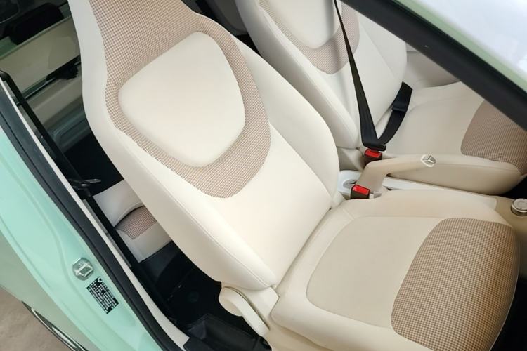 Used Wuling Hongguang MINIEV 2024 3rd Generation 170 km Right Front Seat