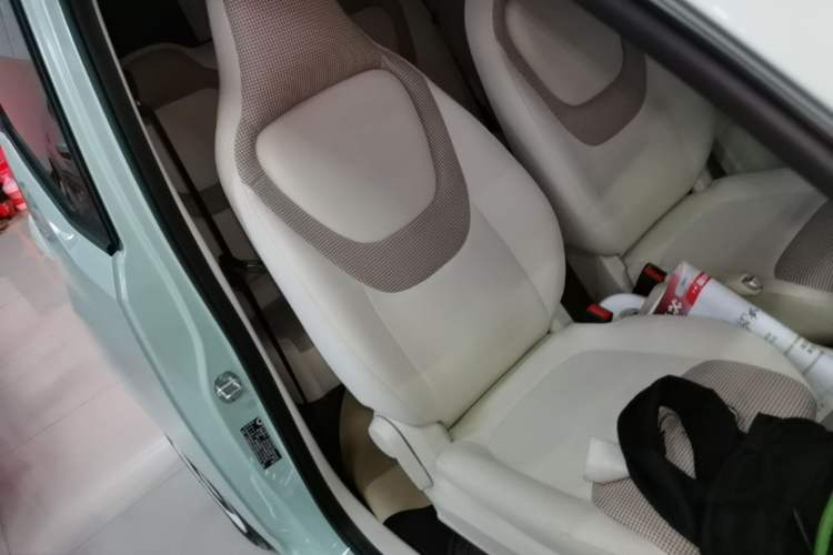 Used Wuling Hongguang MINIEV 2024 3rd Generation 215km Youth Edition Right Front Seat