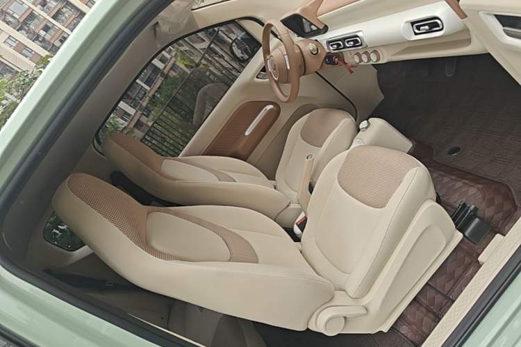 Used Wuling Hongguang MINIEV 2024 3rd Generation 215km Youth Edition Right Front Seat