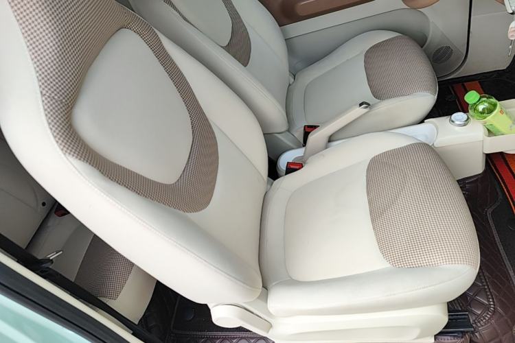 Used Wuling Hongguang MINIEV 2024 3rd Generation 215km Advanced Version Right Front Seat