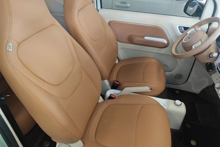 Used Wuling Hongguang MINIEV 2024 3rd Generation 215km Youth Edition Right Front Seat