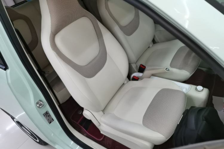 Used Wuling Hongguang MINIEV 2024 3rd Generation 215km Youth Edition Right Front Seat