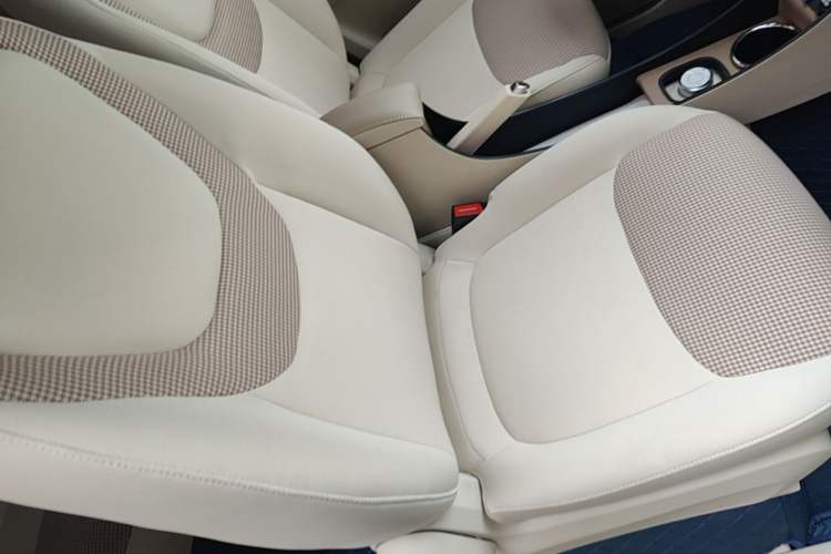 Used Wuling Hongguang MINIEV 2024 3rd Generation 215km Youth Edition Right Front Seat