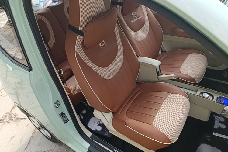 Used Wuling Hongguang MINIEV 2024 3rd Generation 215km Advanced Version Right Front Seat