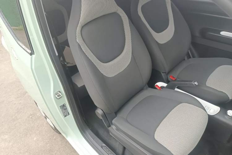 Used Wuling Hongguang MINIEV 2024 3rd Generation 215km Advanced Version Right Front Seat