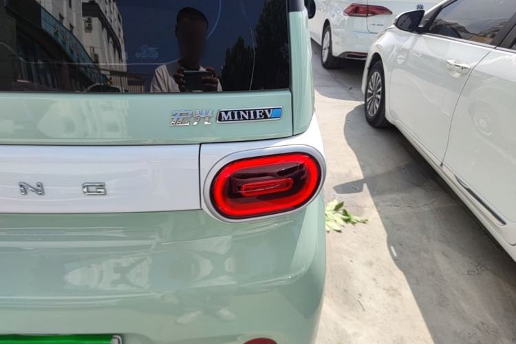 Used Wuling Hongguang MINIEV 2024 3rd Generation 215km Youth Edition Right Rear Taillight