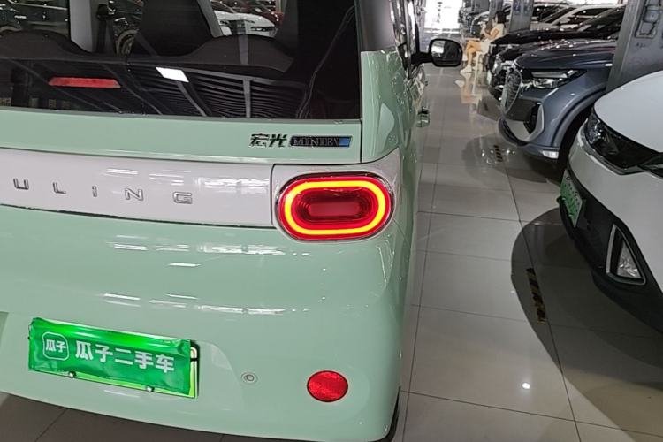 Used Wuling Hongguang MINIEV 2024 3rd Generation 215km Advanced Version Right Rear Taillight