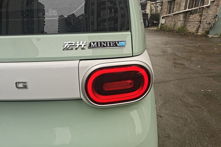 Used Wuling Hongguang MINIEV 2024 3rd Generation 215km Youth Edition Right Rear Taillight