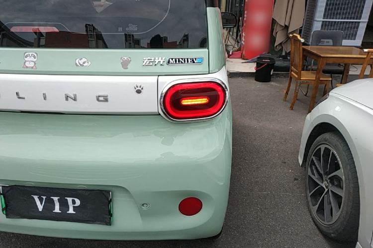 Used Wuling Hongguang MINIEV 2024 3rd Generation 215km Advanced Version Right Rear Taillight