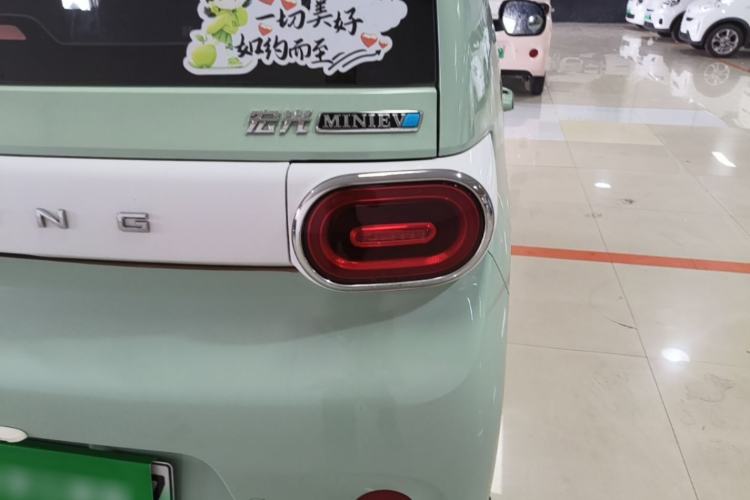 Used Wuling Hongguang MINIEV 2024 3rd Generation 215km Advanced Version Right Rear Taillight