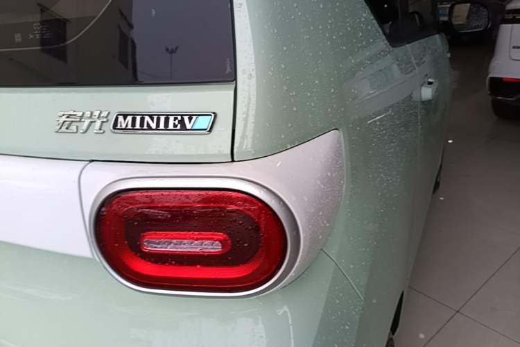 Used Wuling Hongguang MINIEV 2024 3rd Generation 215km Youth Edition Right Rear Taillight