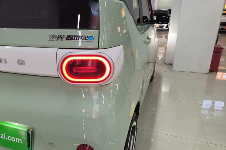 Used Wuling Hongguang MINIEV 2024 3rd Generation 215km Youth Edition Right Rear Taillight