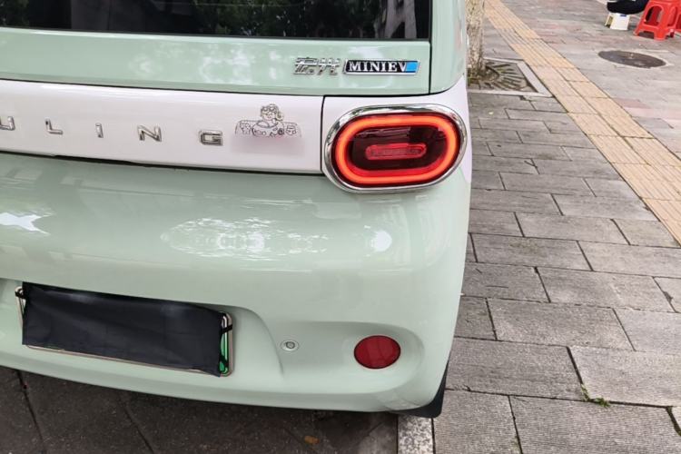 Used Wuling Hongguang MINIEV 2024 3rd Generation 215km Advanced Version Right Rear Taillight