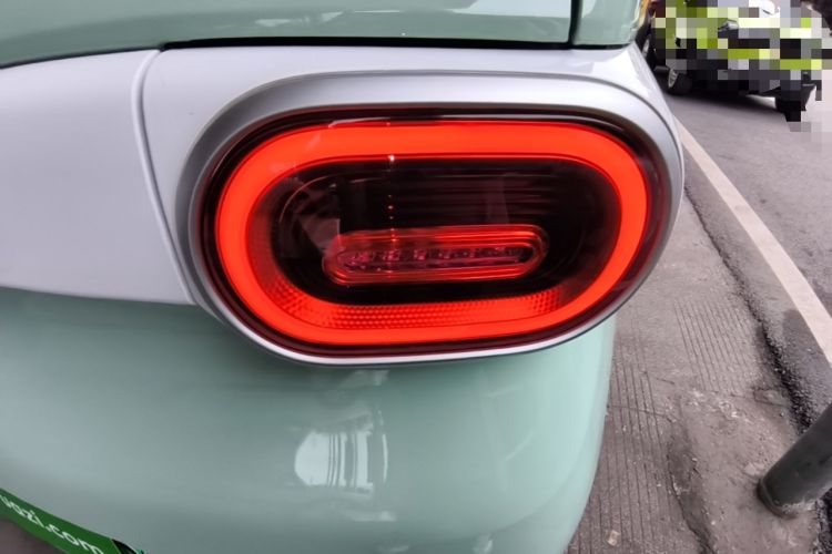 Used Wuling Hongguang MINIEV 2024 3rd Generation 215km Youth Edition Right Rear Taillight