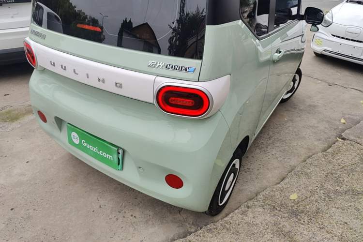 Used Wuling Hongguang MINIEV 2024 3rd Generation 215km Youth Edition Right Rear Taillight