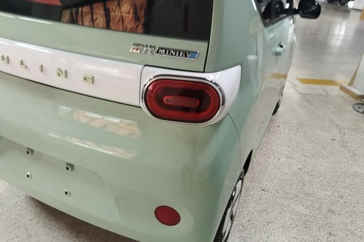 Used Wuling Hongguang MINIEV 2024 3rd Generation 215km Advanced Version Right Rear Taillight