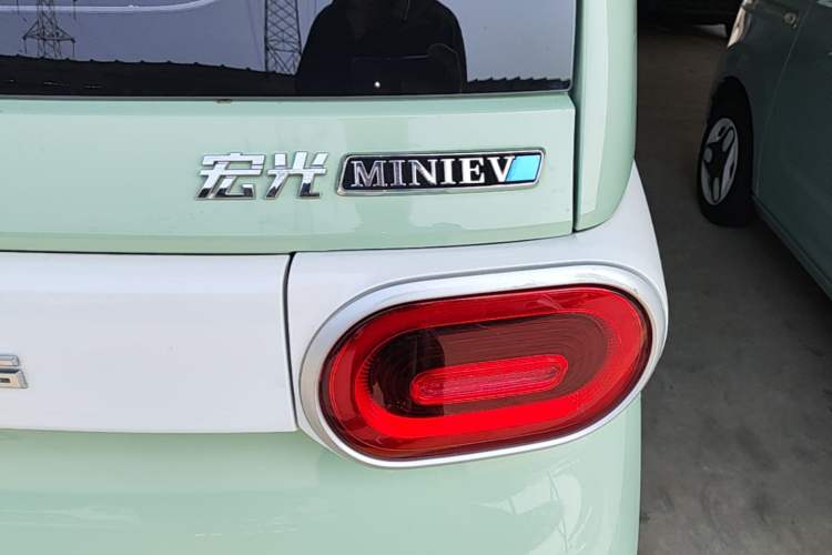 Used Wuling Hongguang MINIEV 2024 3rd Generation 215km Youth Edition Right Rear Taillight