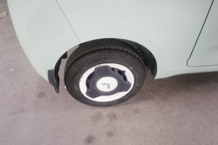 Used Wuling Hongguang MINIEV 2024 3rd Generation 170 km Right Rear Wheel Hub