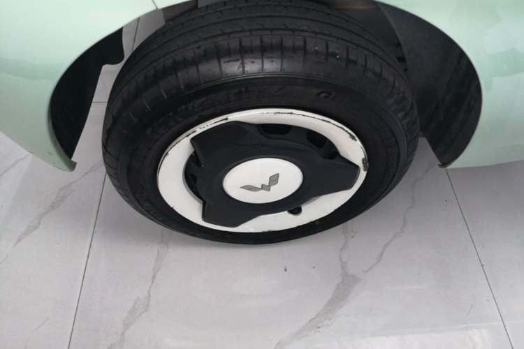 Used Wuling Hongguang MINIEV 2024 3rd Generation 215km Youth Edition Right Rear Wheel Hub