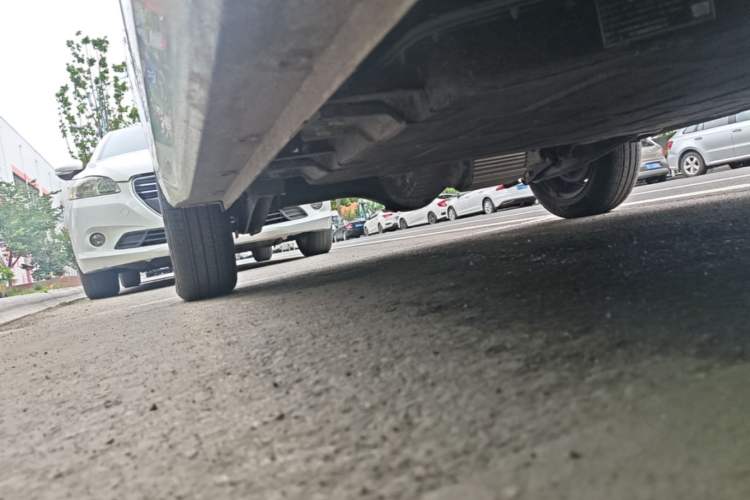 Used Wuling Hongguang MINIEV 2024 3rd Generation 215km Youth Edition Right Side Sill