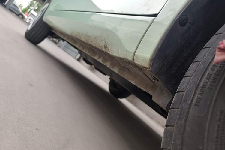 Used Wuling Hongguang MINIEV 2024 Third Generation 120 km Right Side Sill