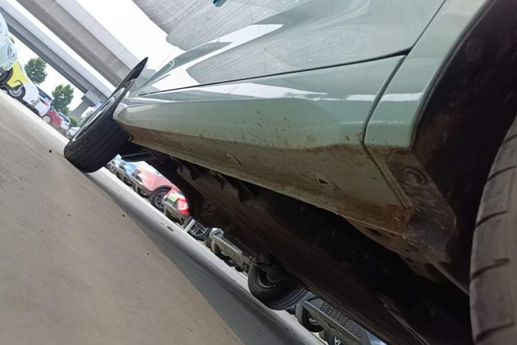 Used Wuling Hongguang MINIEV 2024 3rd Generation 215km Youth Edition Right Side Sill