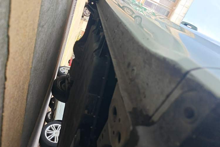 Used Wuling Hongguang MINIEV 2024 3rd Generation 215km Advanced Version Right Side Sill