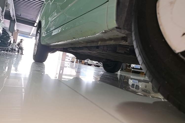 Used Wuling Hongguang MINIEV 2024 3rd Generation 215km Advanced Version Right Side Sill